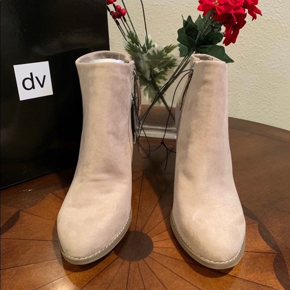 DV by dolce vita ankle boot New in box! - Picture 3 of 7